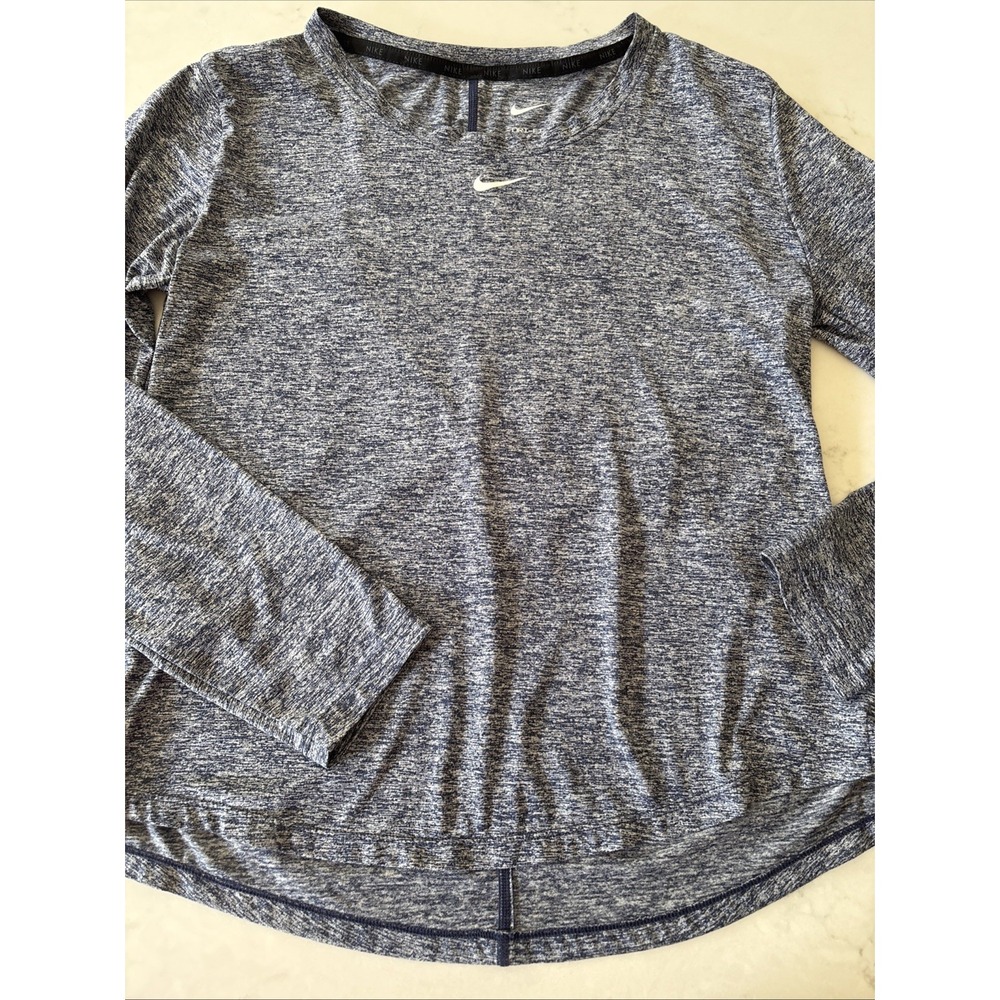 Nike Gray Long Sleeve Athletic Tee